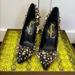Privileged Black, Silver & Gold Studded Women's Heels🩶